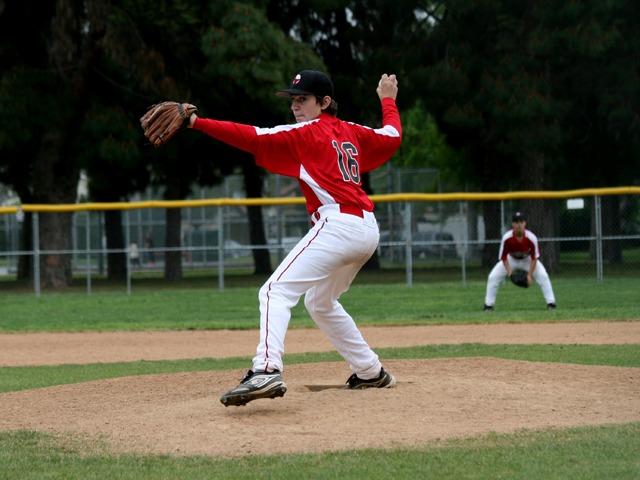 7 Tips on How to Become a Better Baseball Player