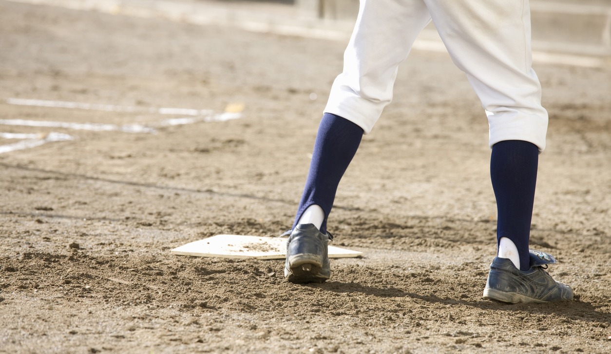 low-top baseball cleats
