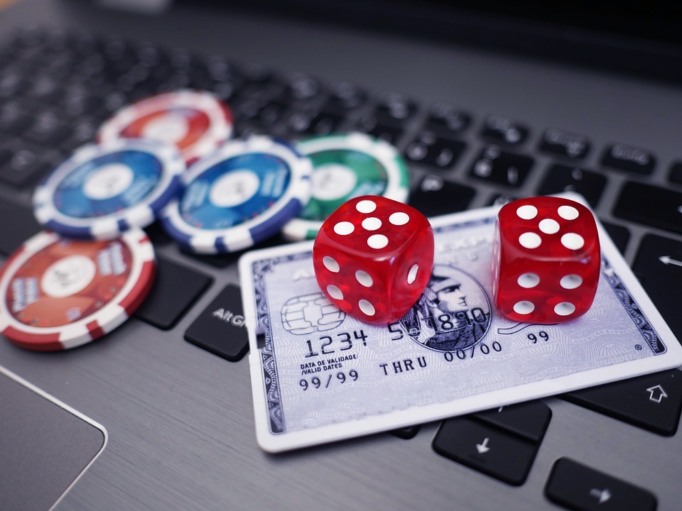 Benefits of paying at online casino platforms