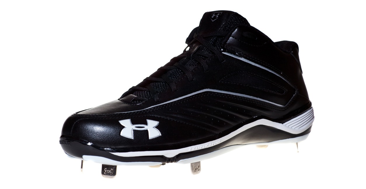 baseball cleats with metal studs or spikes
